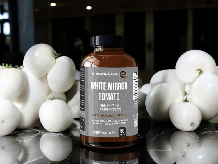Is White Mirror Tomato the Key to Achieving Glowing, Radiant Skin?* 1 a bottle of White Mirror Tomato next to white tomatoes